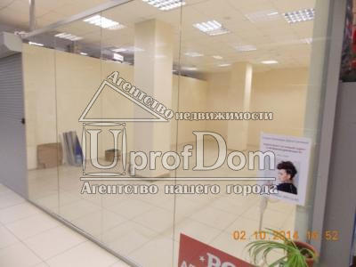 Торговые,офисные площади, в центре города, ул. Ленина 75